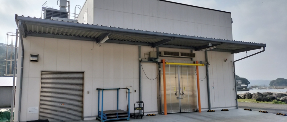 保護中: 水産用冷凍庫と玄海町